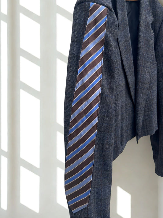 Cropped Tie Blazer