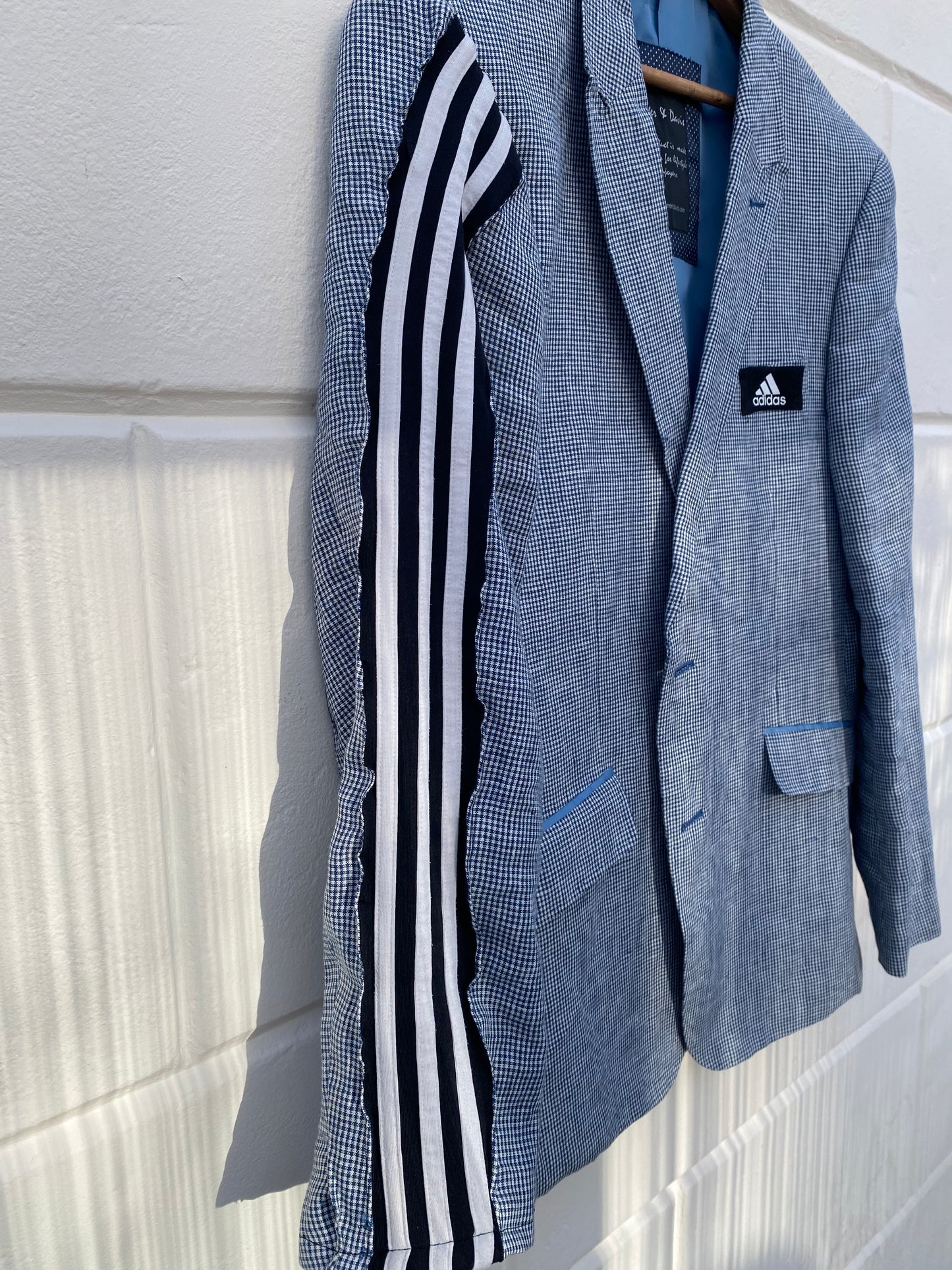 3 stripes blazer