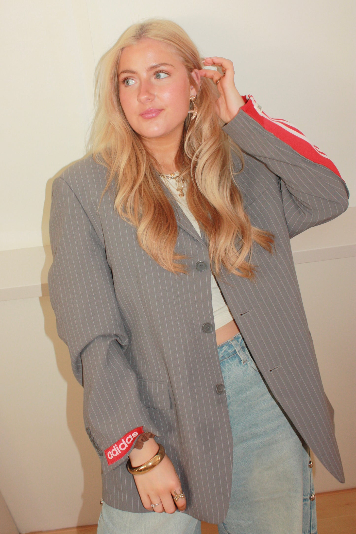 RED STRIPES ADIDAS BLAZER