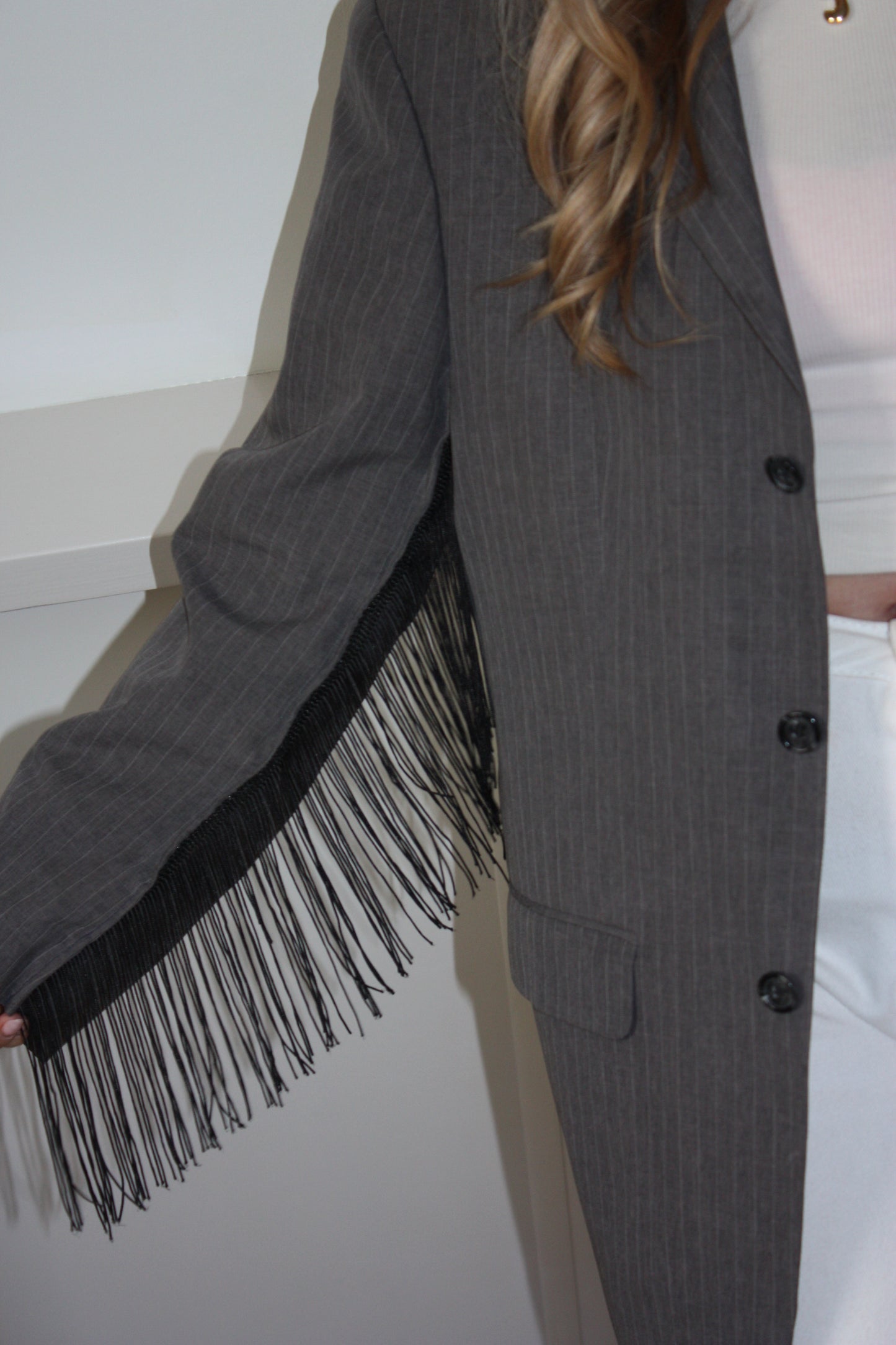 BLAZER GREY MET FRANJE