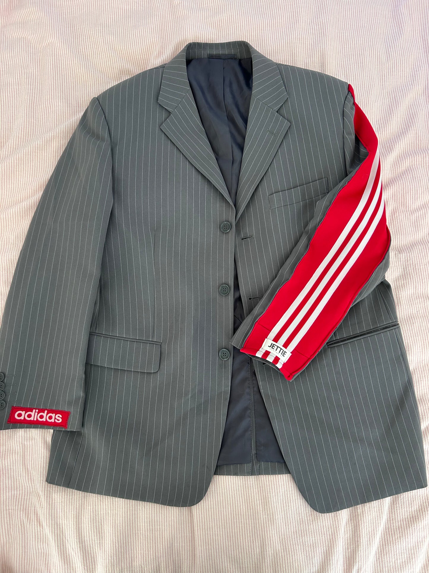 RED STRIPES ADIDAS BLAZER