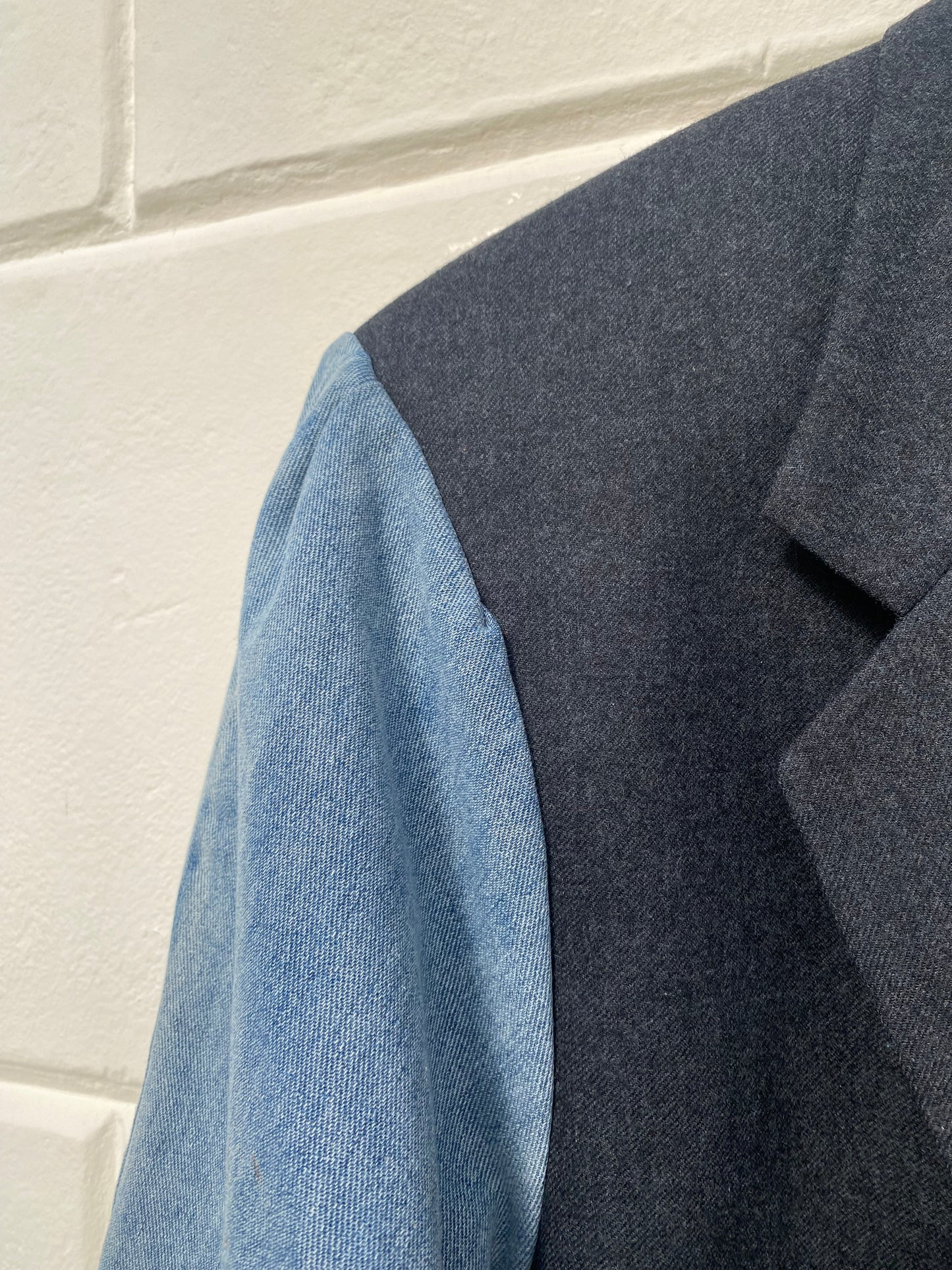 DENIM BLAZER MET FRANJE